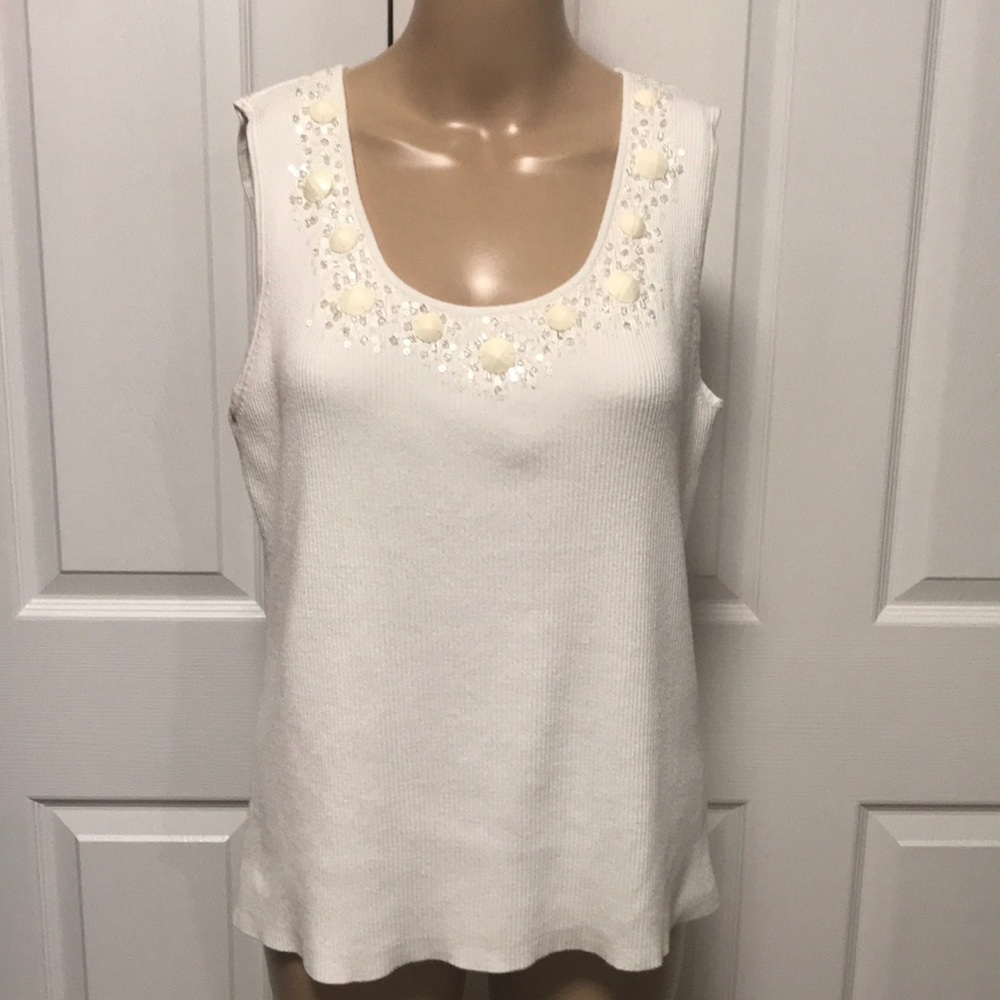 Ribbed tank top with beaded neckline